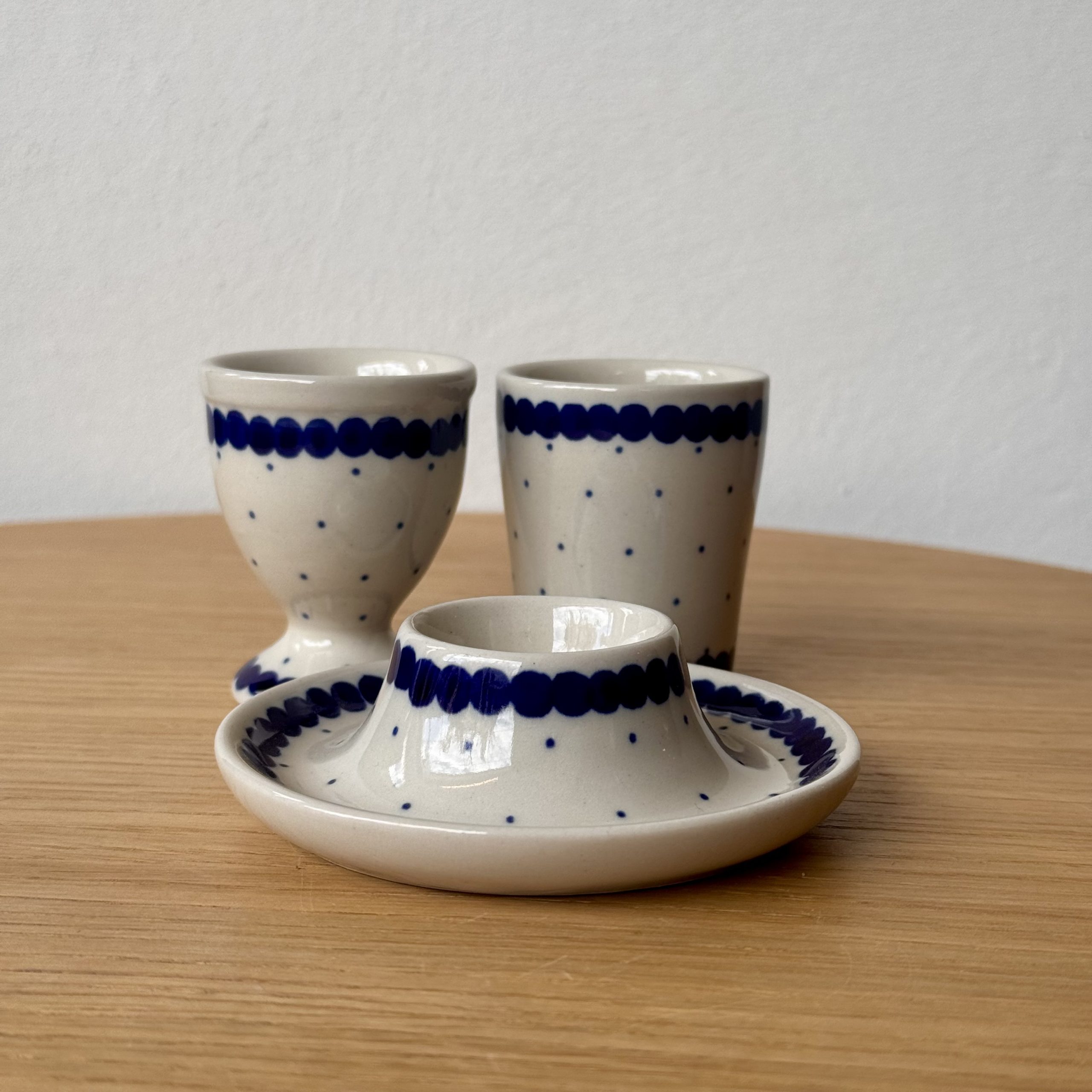 Kieliszek do jajek (106) - wys 6cm - 61A Mini kropka niebieska - obrazek 6