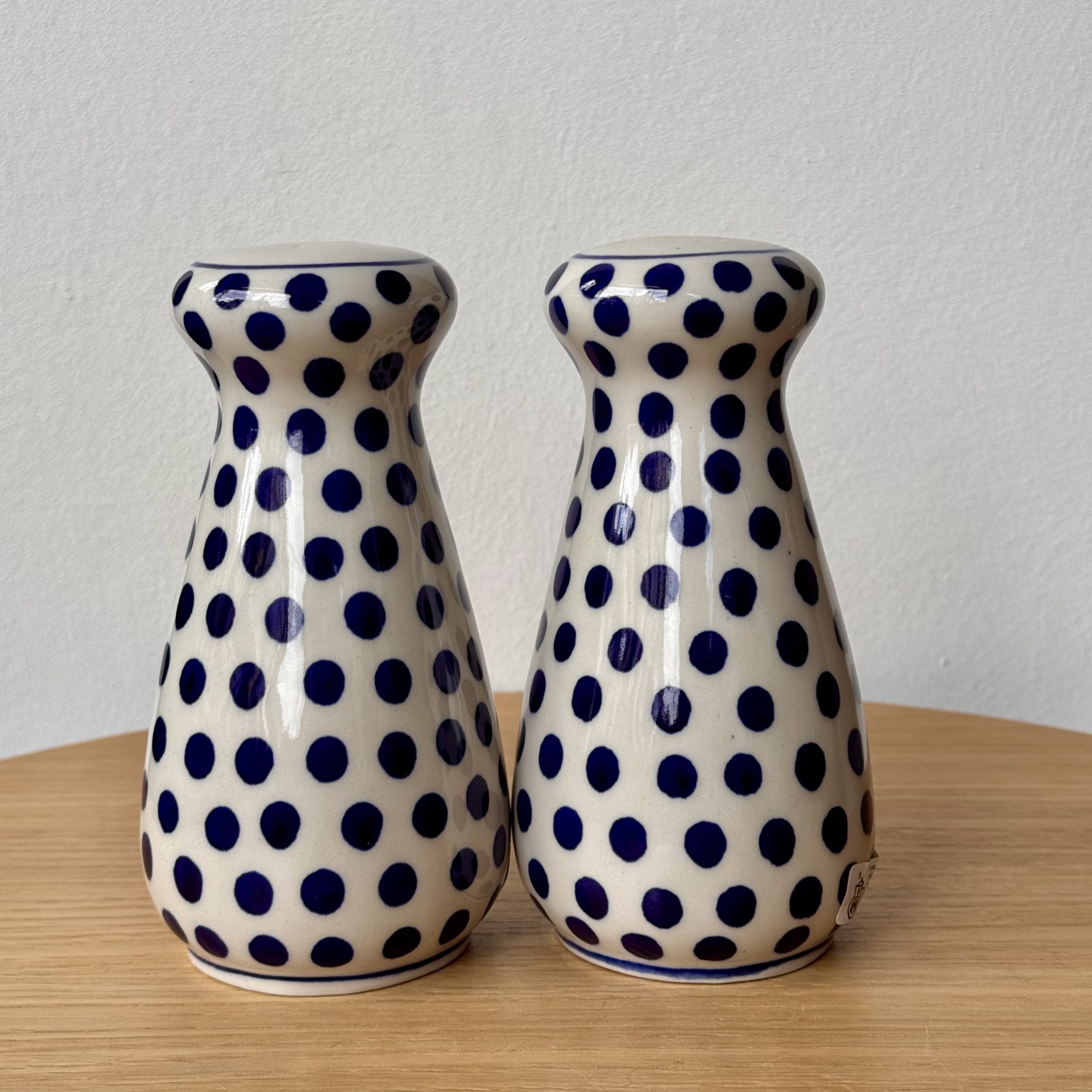 Pojemnik na pieprz (528) - wys 14,5 cm - 61X Kropki - obrazek 2