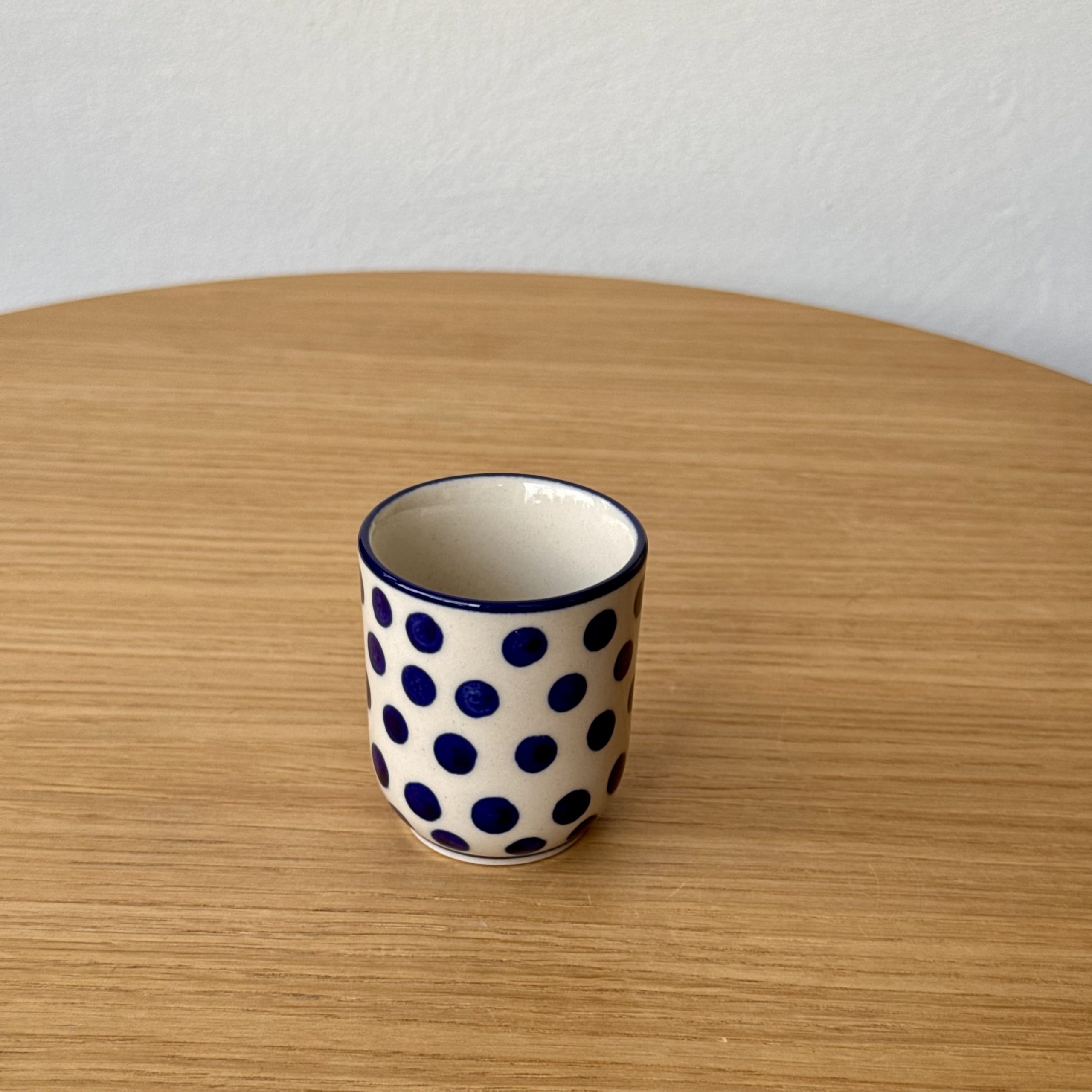 Kubek ceramiczny (736) - 60 ml - 61X Kropki - obrazek 2
