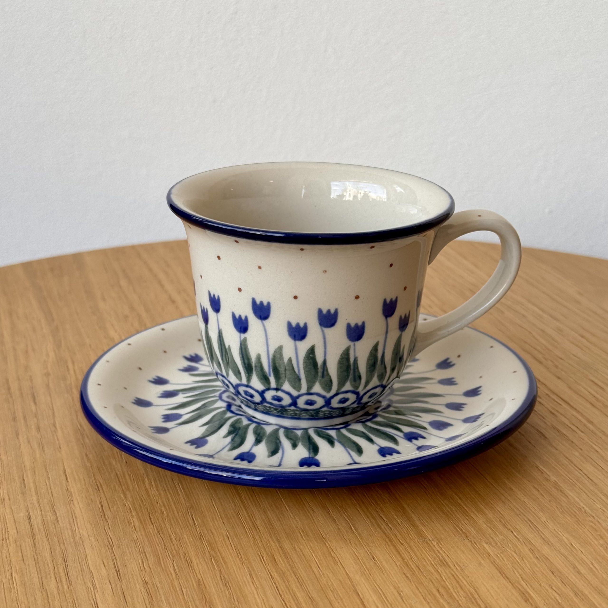 Filiżanka ze spodkiem (770) - 180 ml - 490AX Tulipany