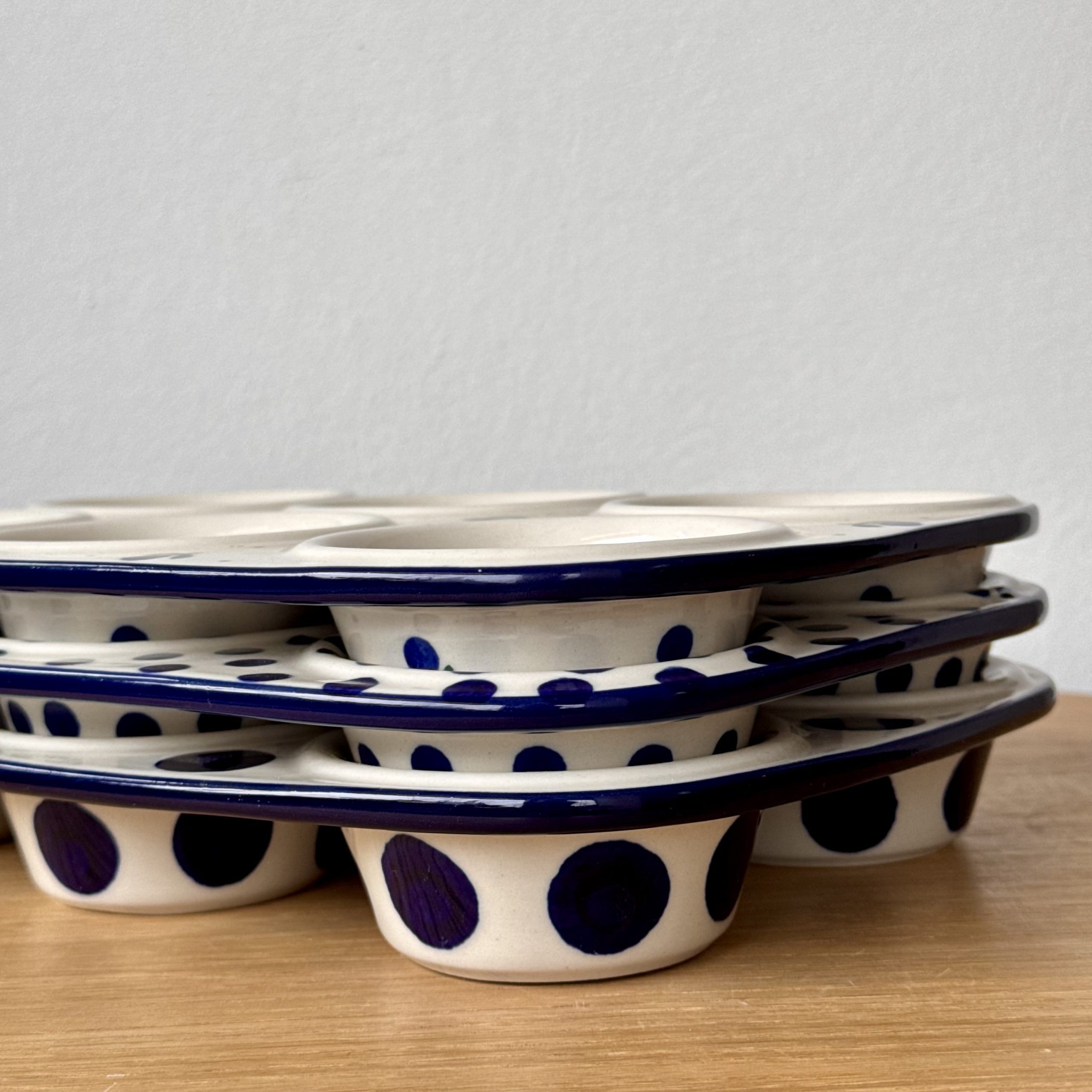 Ceramiczna forma na muffiny (811) - 29,5cmx20,5cm - 61X Kropki - obrazek 6