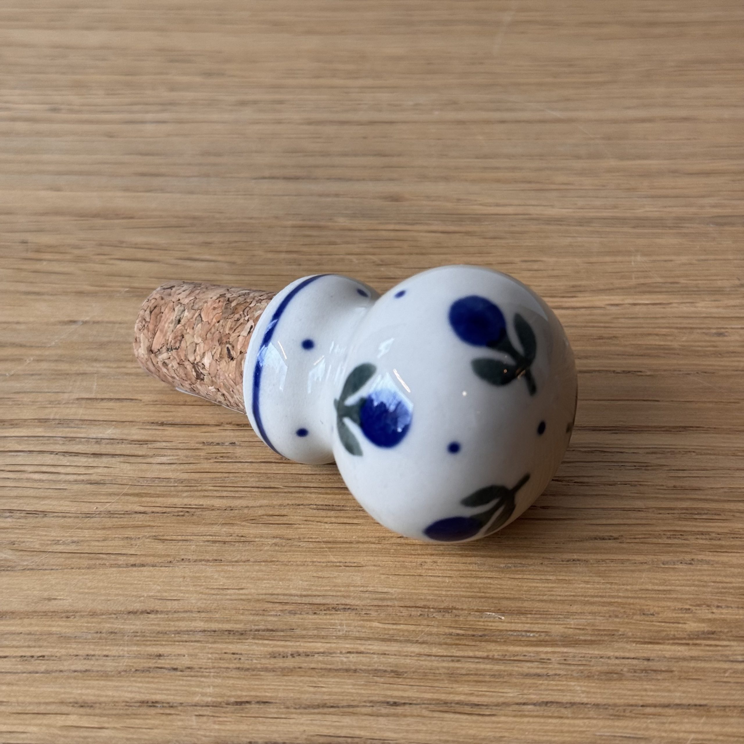Korek do butelki (830) - wys 4 cm - 135X Borówka
