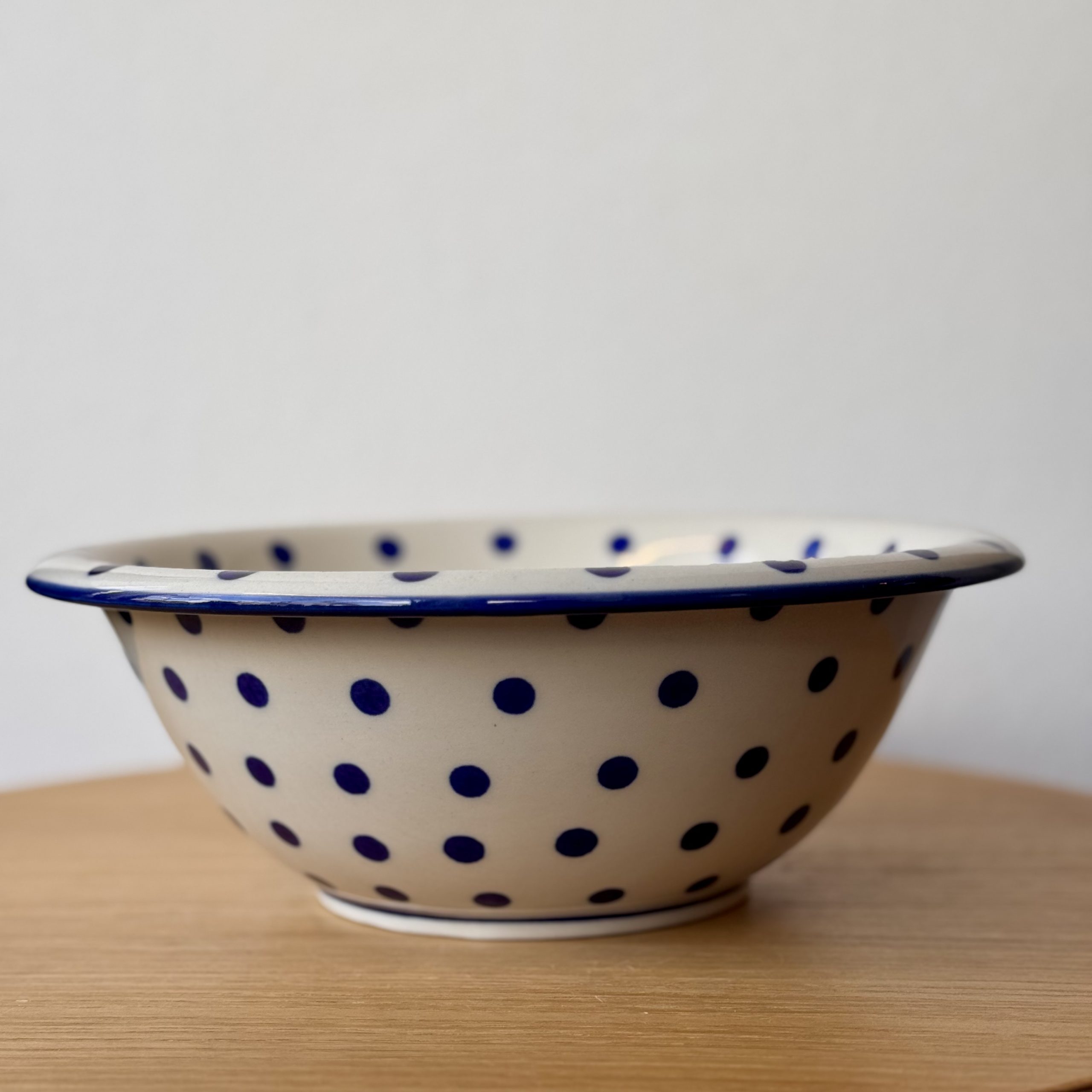 Miska ceramiczna (863) - śr 26cm wys 9cm - 2519X Kropki