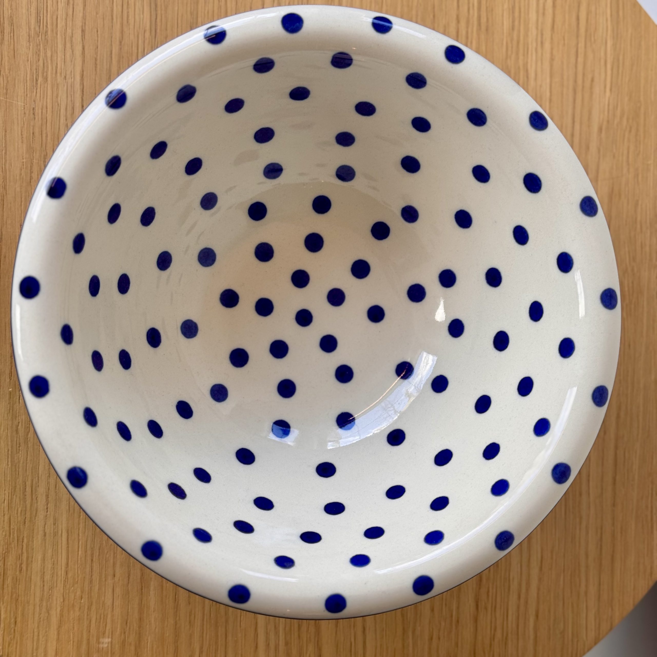 Miska ceramiczna (863) - śr 26cm wys 9cm - 2519X Kropki - obrazek 4