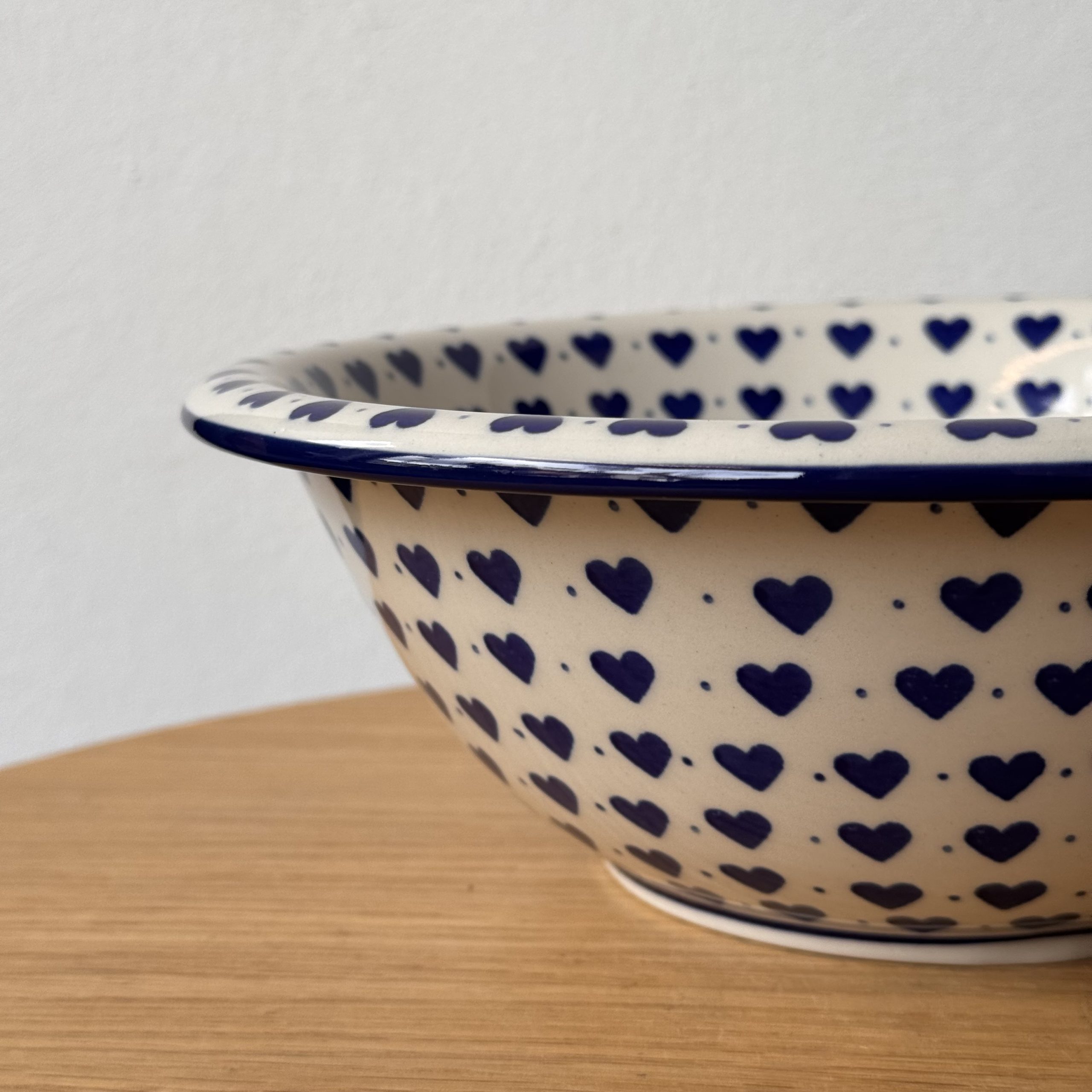 Miska ceramiczna (863) - śr 26cm wys 9cm - 570BX Serduszka - obrazek 5
