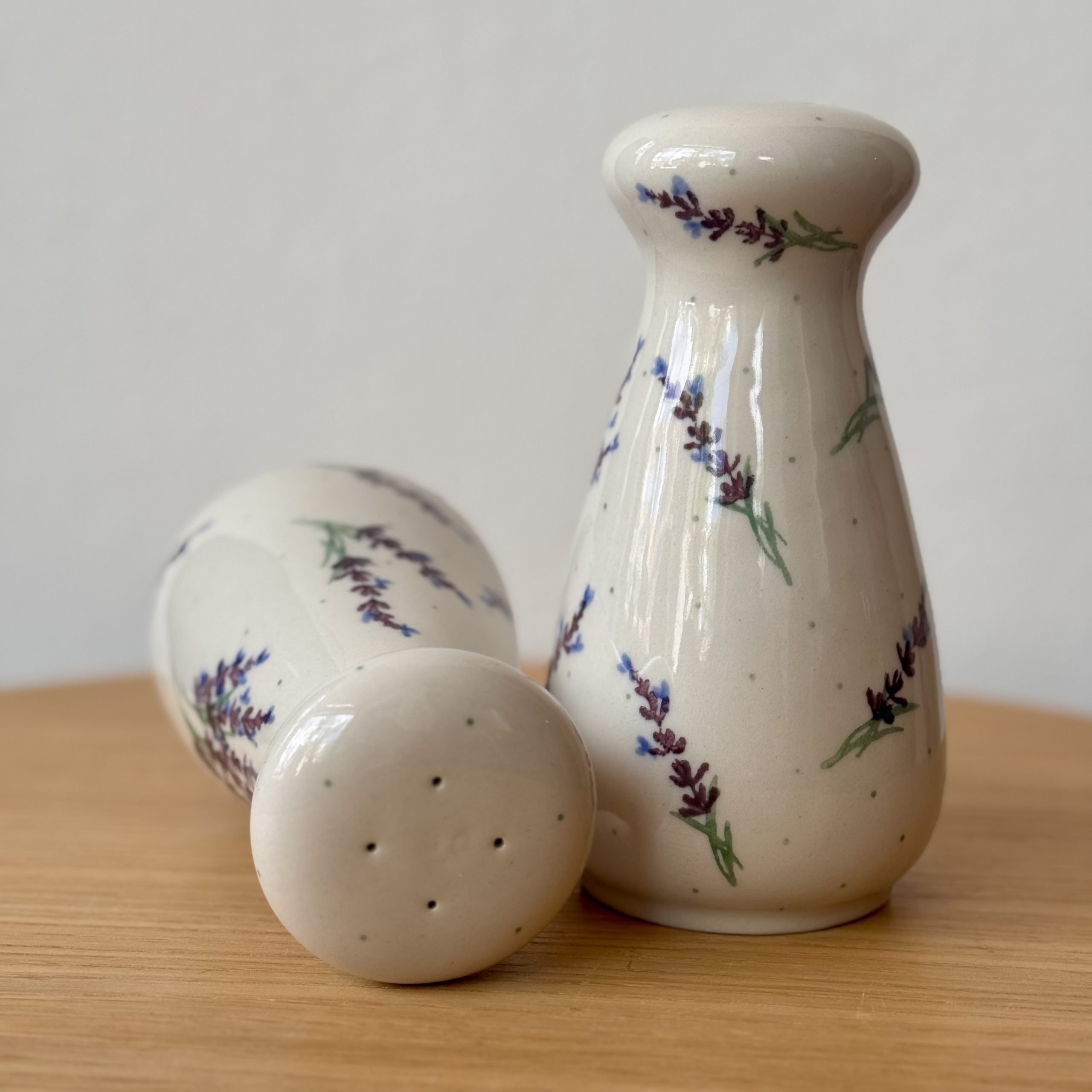 Pojemnik na sól (977) - wys 14,5 cm - 3308X Lawenda - obrazek 5