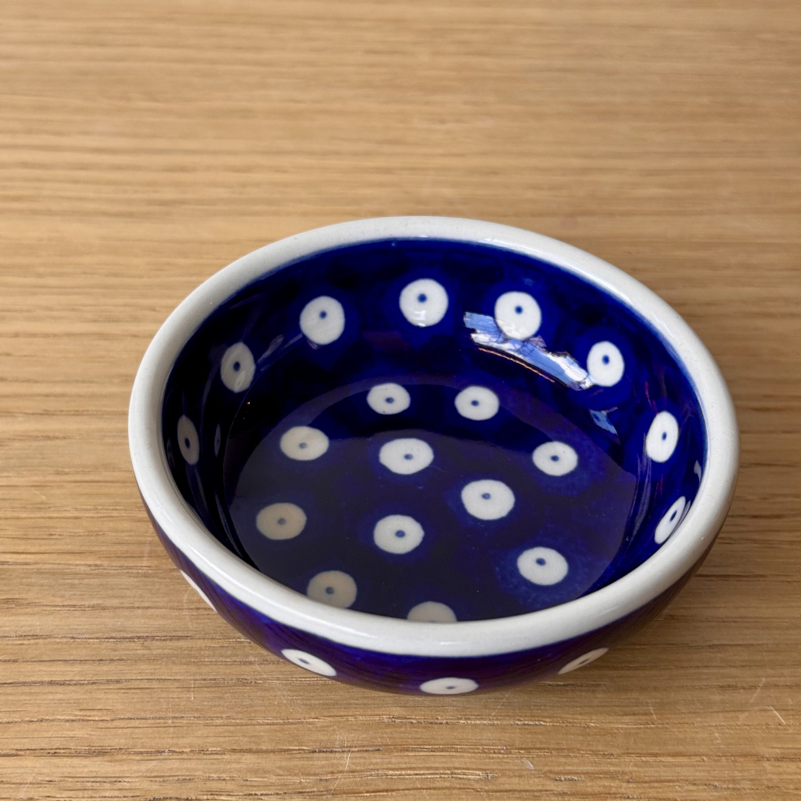 Miseczka ceramiczna (B88) - śr 9cm - 70A Klasyczne kropki - obrazek 2