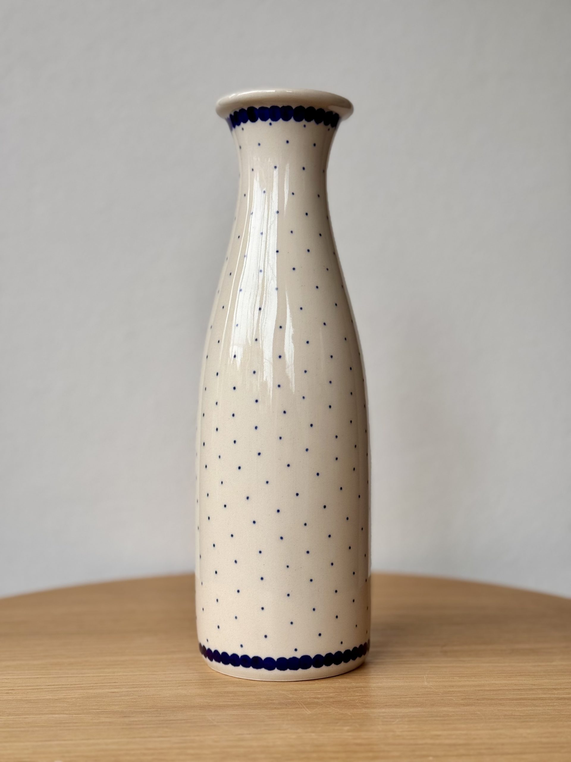 Karafka na wodę (D17) - 900 ml - 61A Mini kropka niebieska