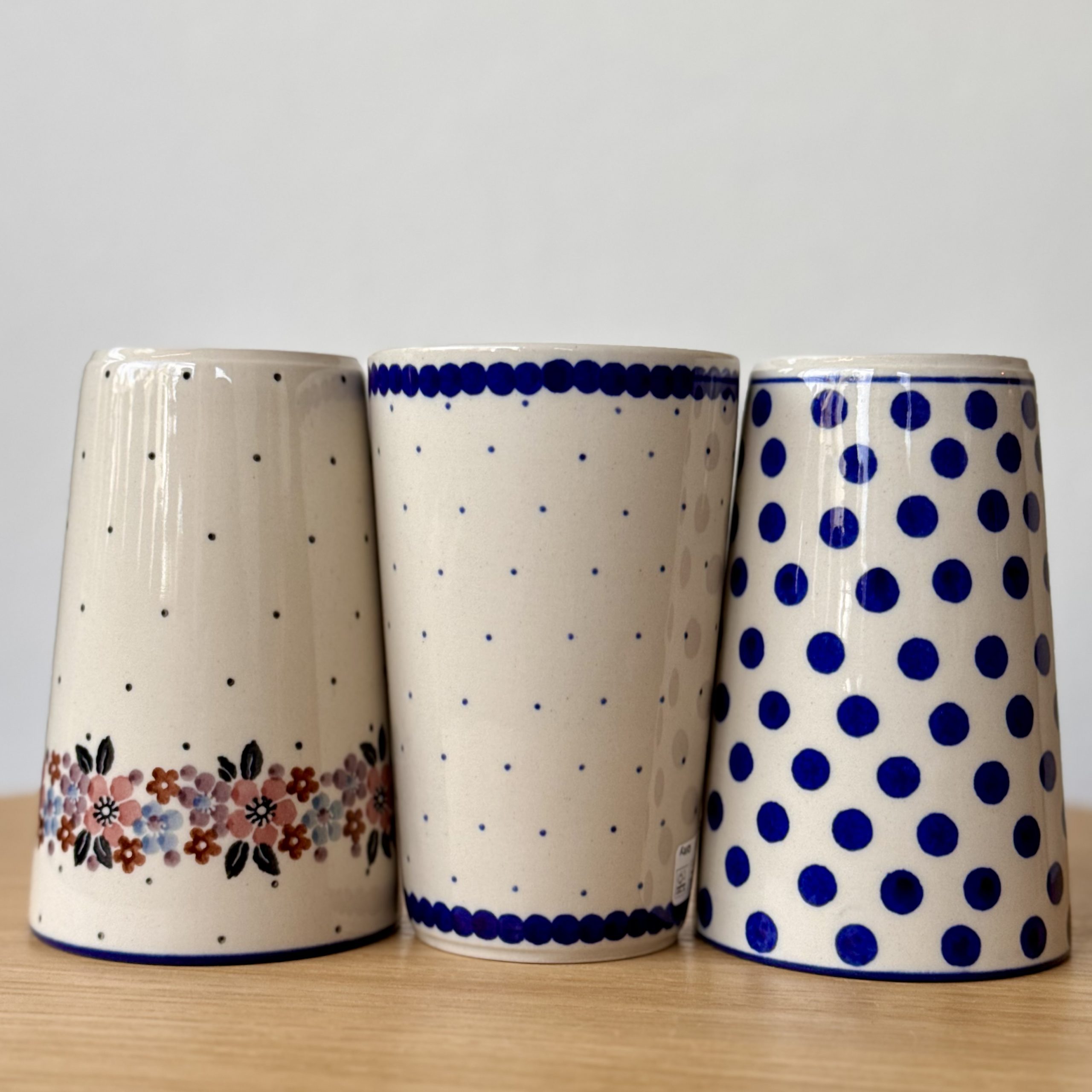 Kubek ceramiczny (D49) - 330 ml - 61X Kropki - obrazek 3