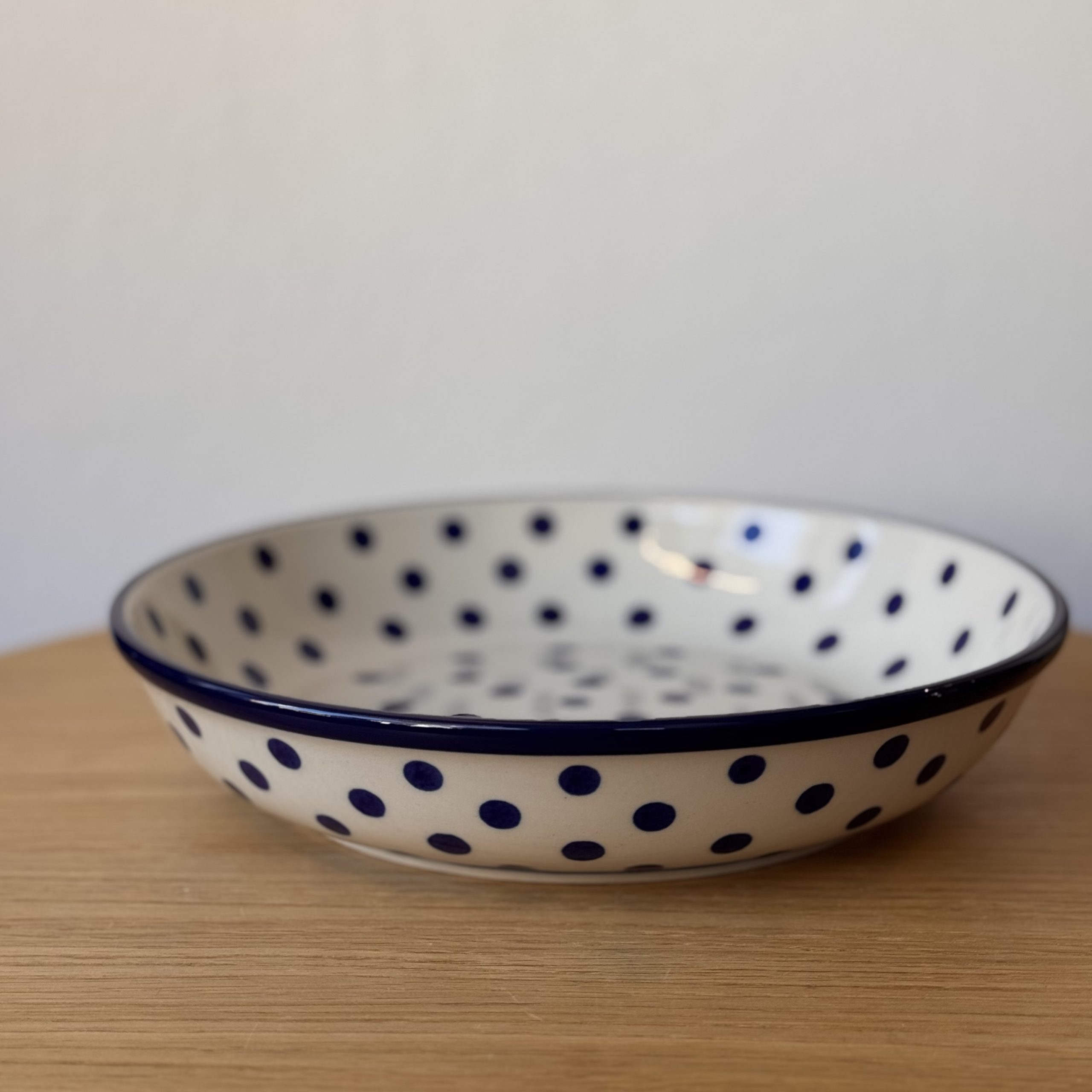 Miska ceramiczna na makaron (D93) - śr 24,5cm wys 5,3cm - 2519X Kropki