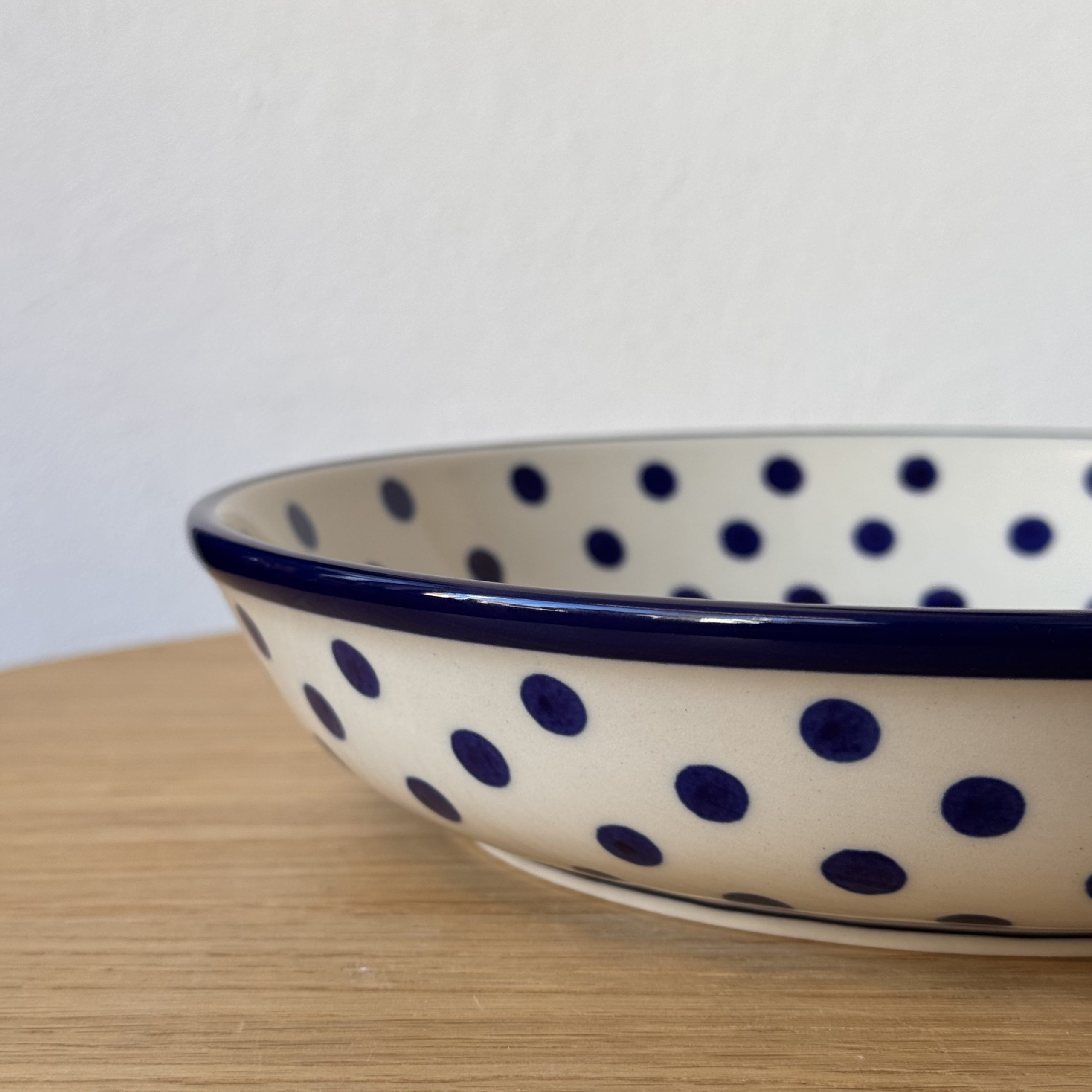 Miska ceramiczna na makaron (D93) - śr 24,5cm wys 5,3cm - 2519X Kropki - obrazek 4