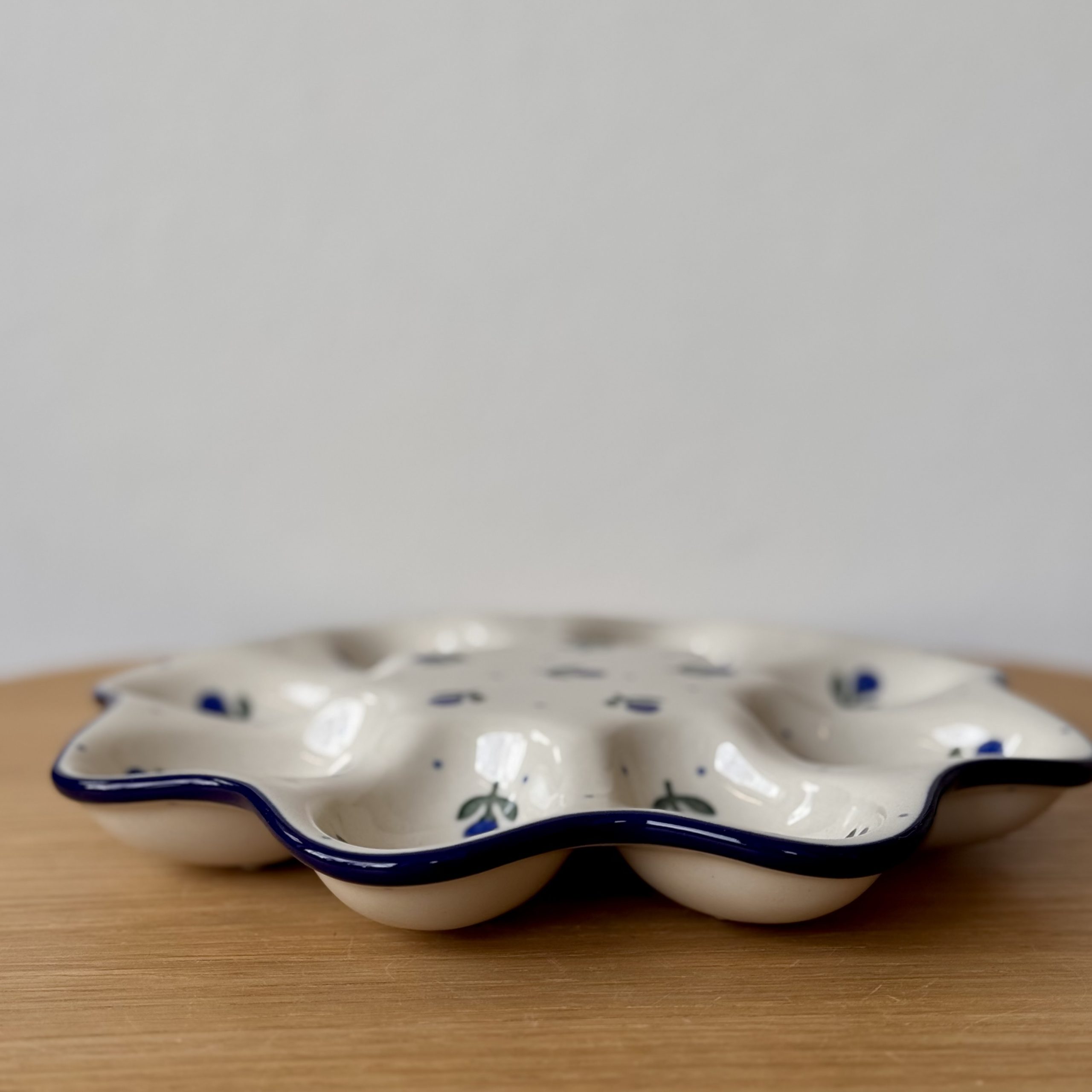 Talerz na jajka (E15) - śr 22,5 cm - 135X Borówka - obrazek 4