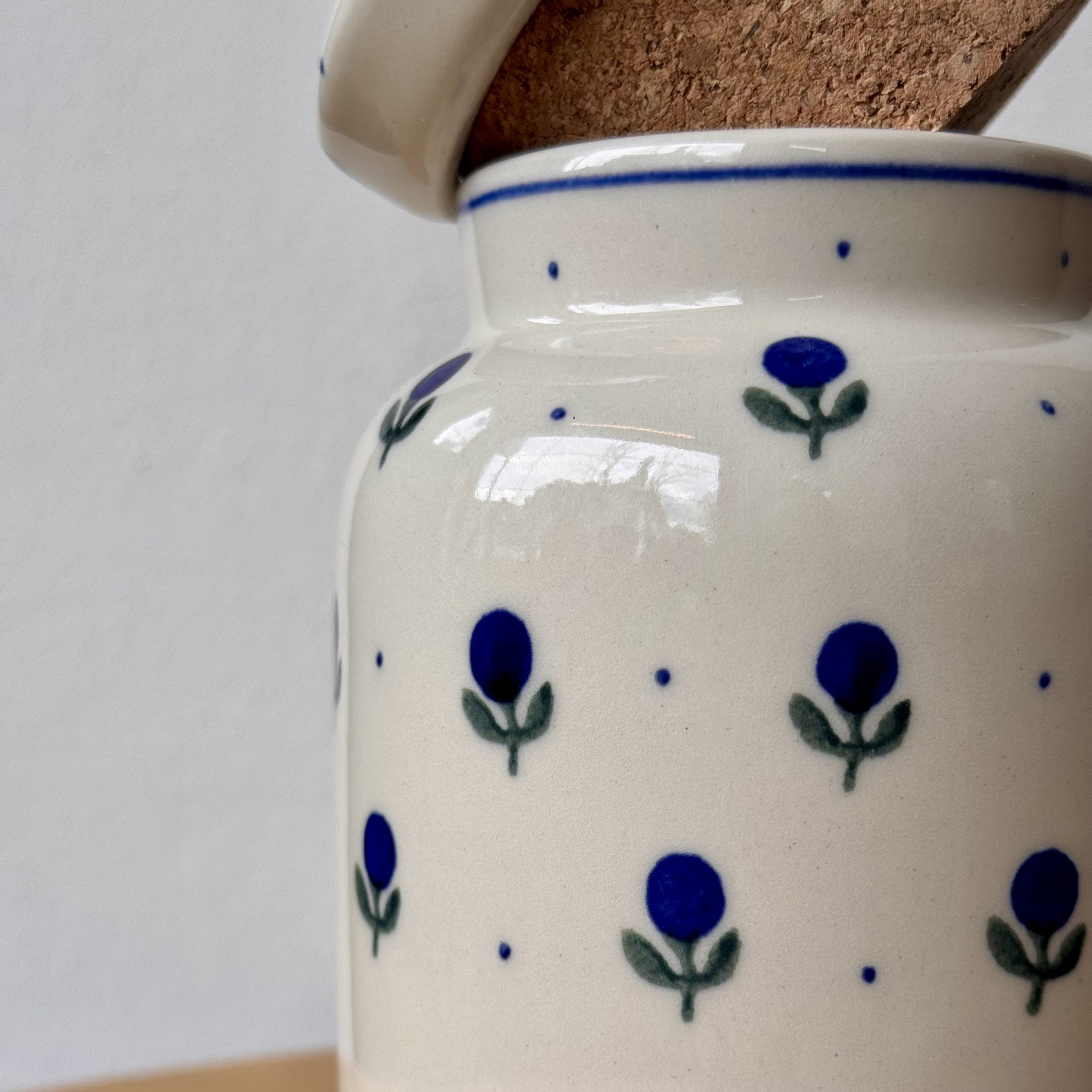 Pojemnik z przykrywką (E30) - 1l wys 18 cm - 135X Borówka - obrazek 5