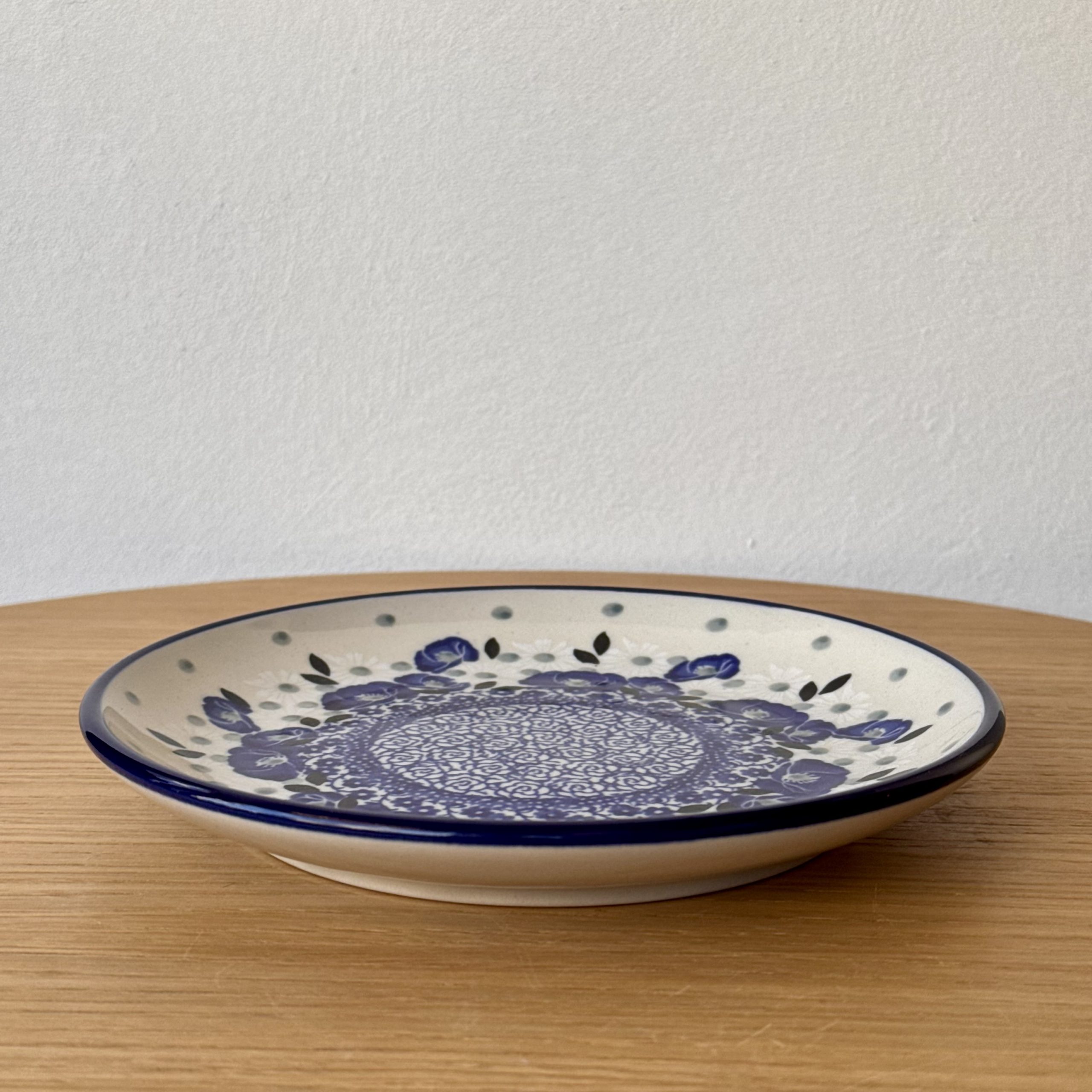 Talerz (E32) - śr 17,5 cm - 2662X Niebieskie maki