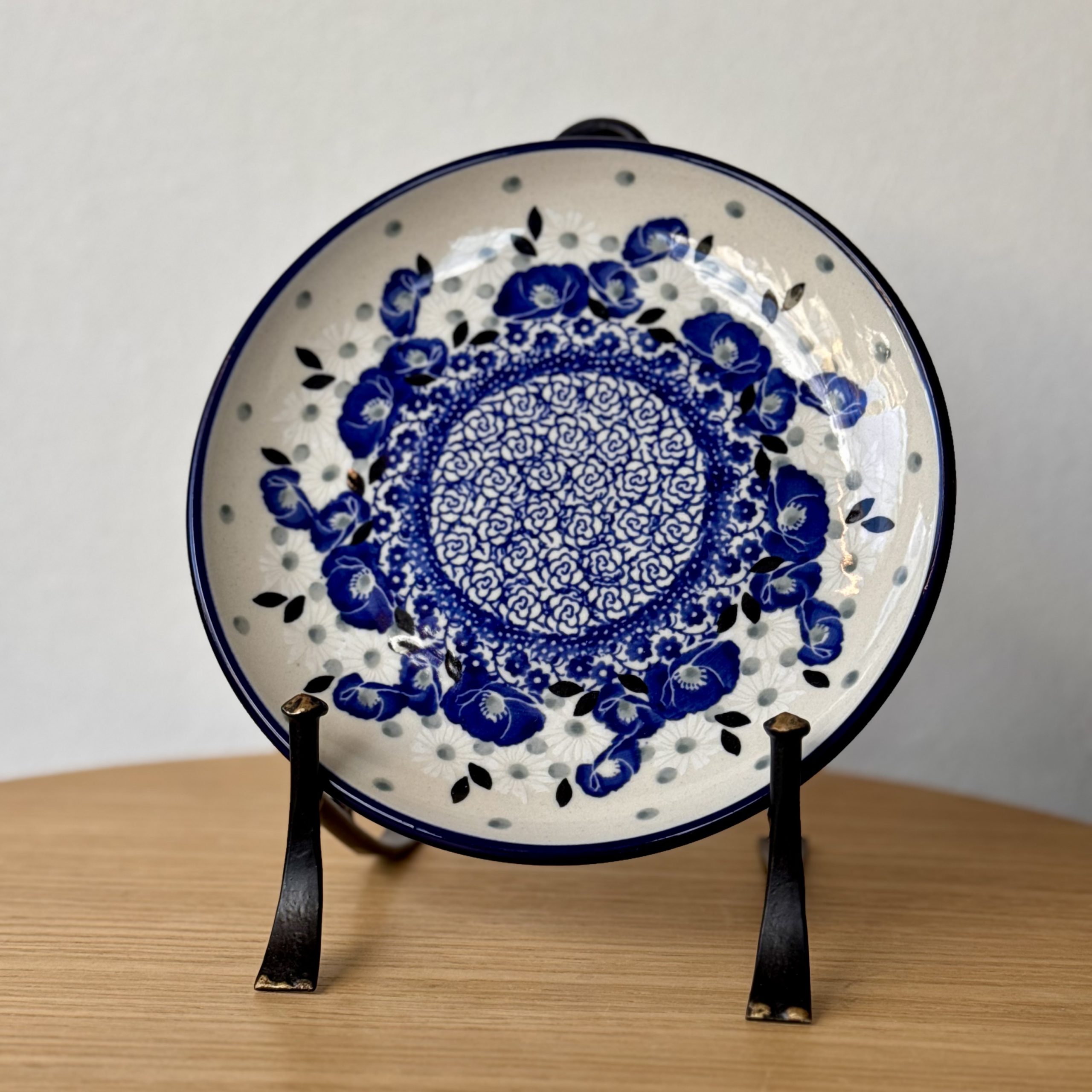 Talerz (E32) - śr 17,5 cm - 2662X Niebieskie maki - obrazek 2