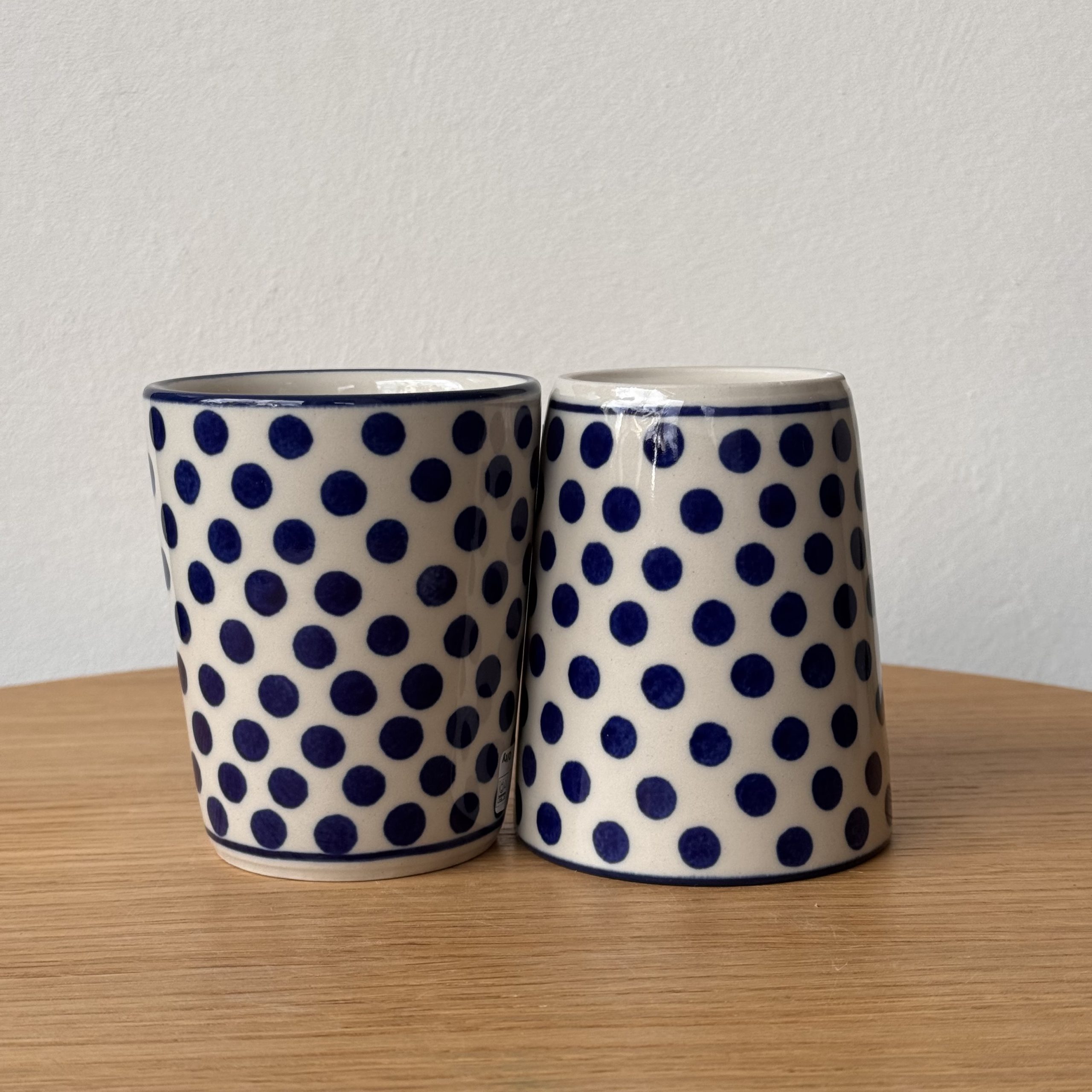 Kubek ceramiczny (E83) - 200 ml - 61X Kropki - obrazek 3