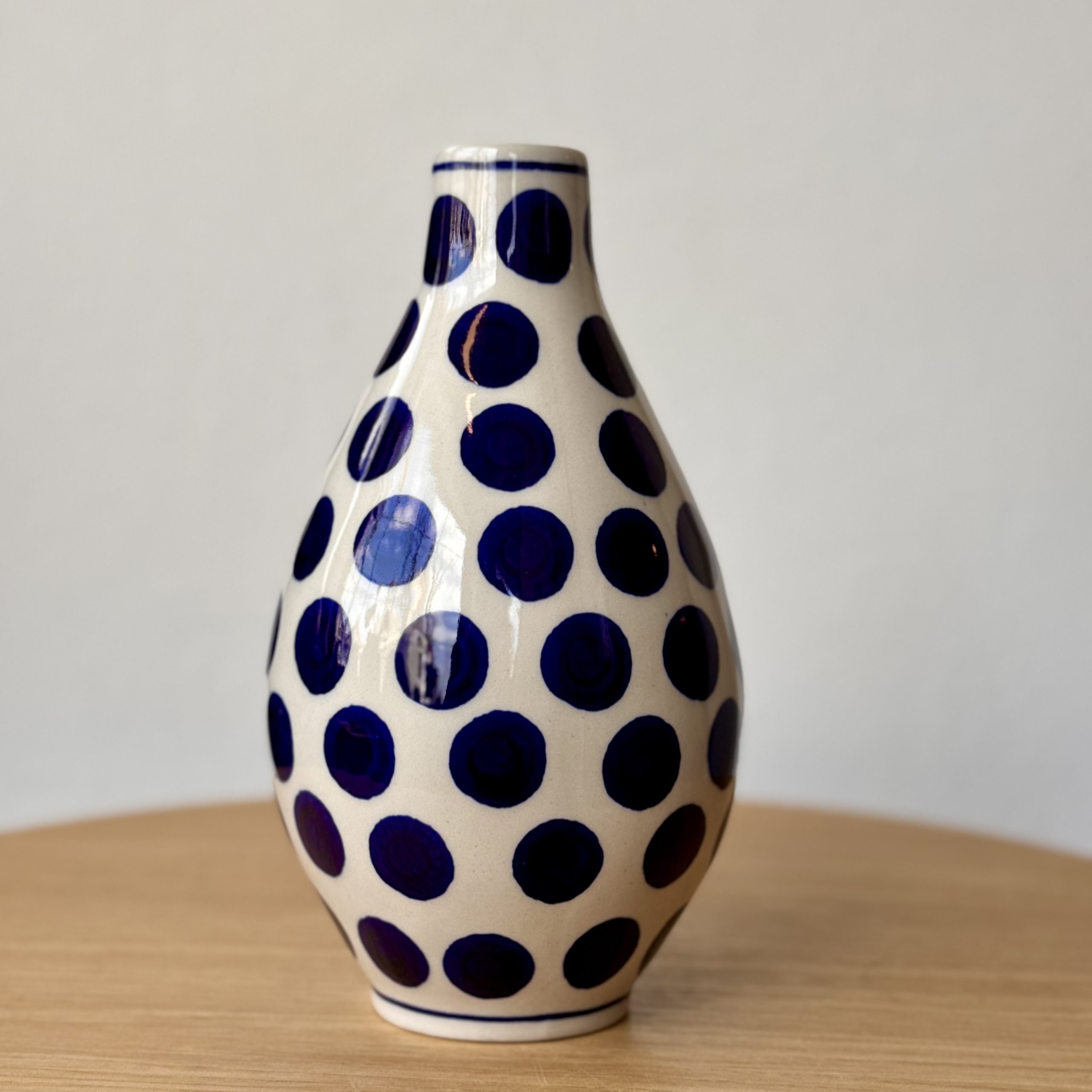 Wazon ceramiczny (G19) - wys 20,5 cm - 36X Grochy