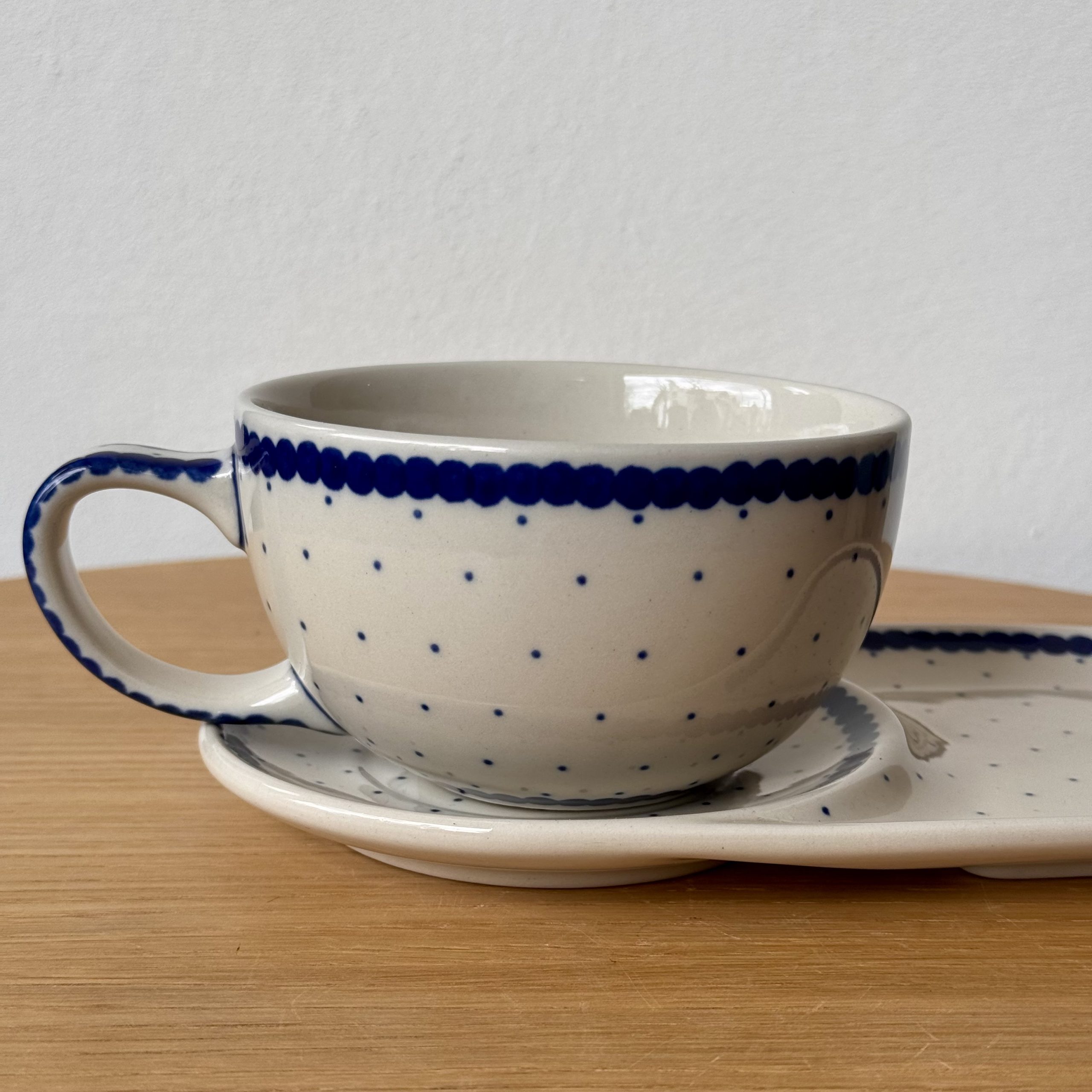 Filiżanka ze spodkiem (H12) - 260 ml - 61A Mini kropka niebieska - obrazek 3