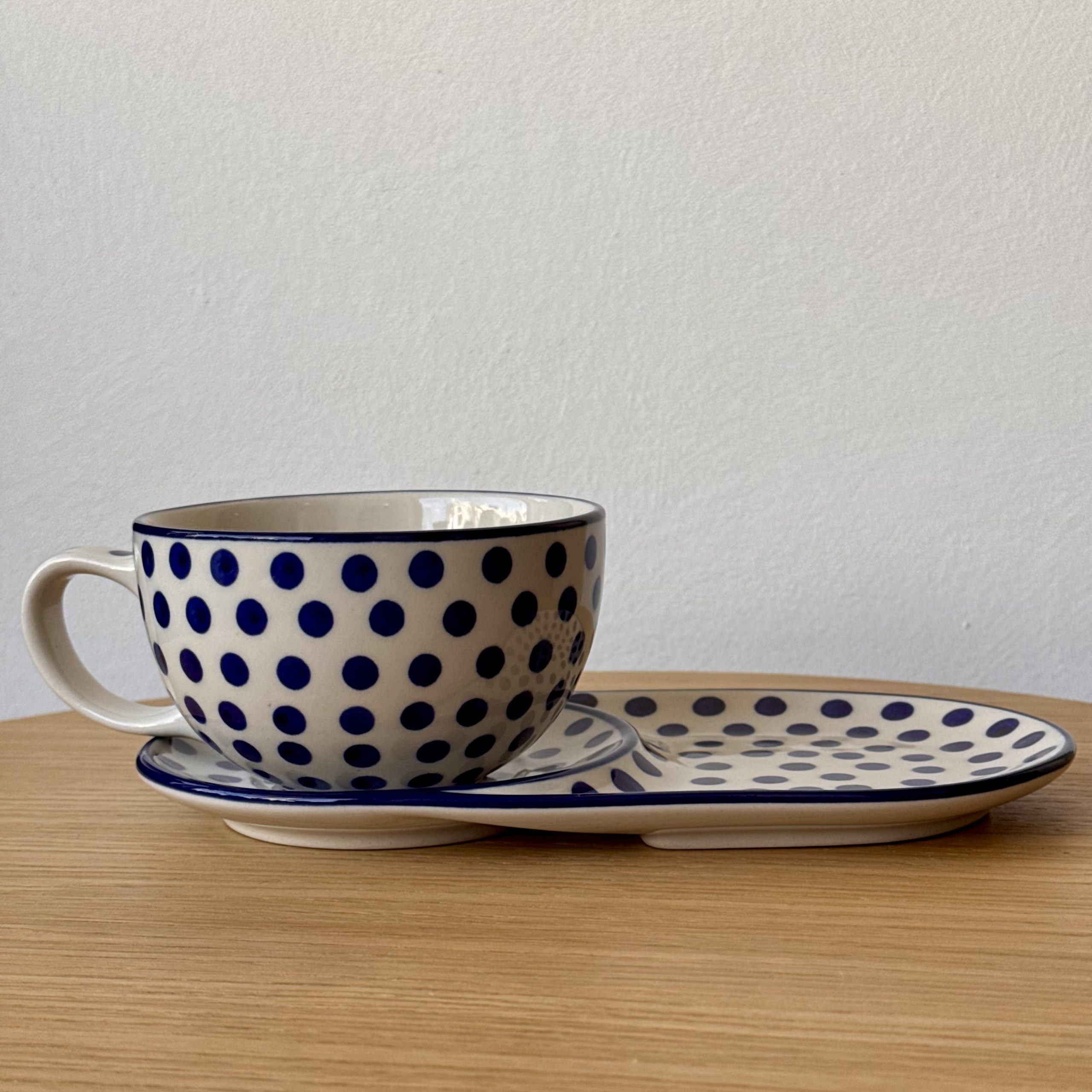 Filiżanka ze spodkiem (H12) - 260 ml - 61X Kropki