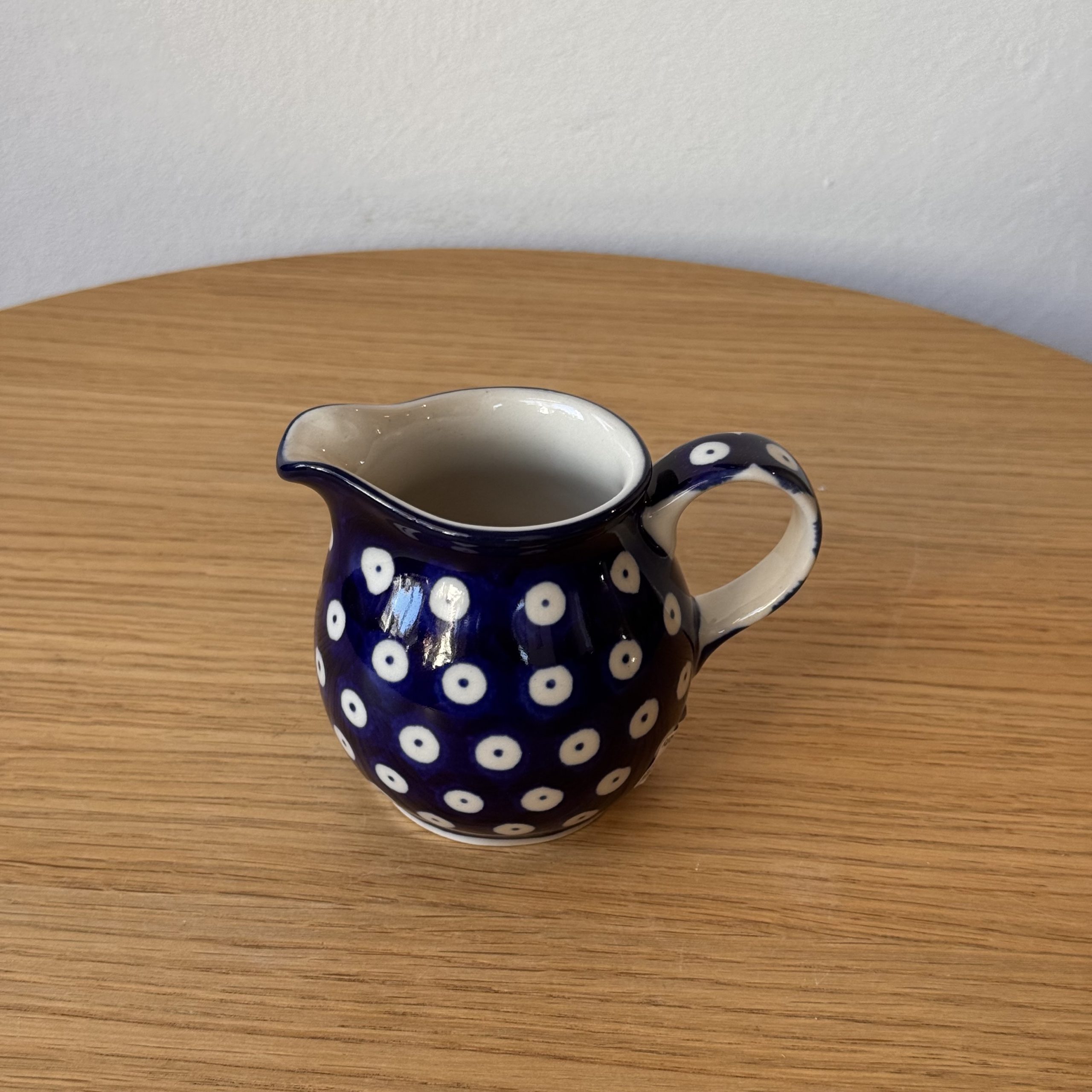 Dzbanek, mlecznik (286) - 200 ml - 70A Klasyczne kropki - obrazek 2