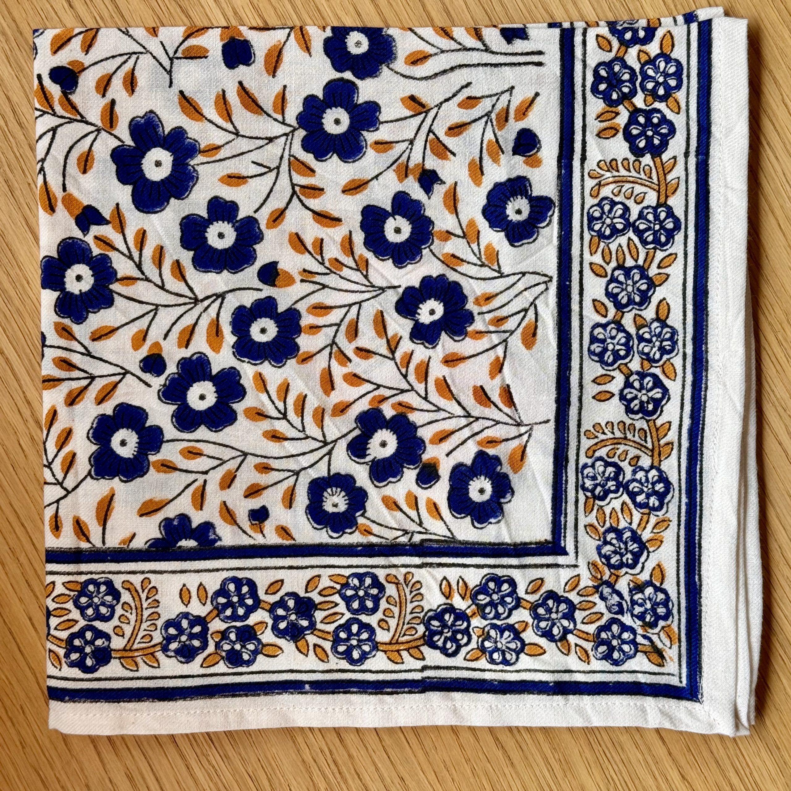 Apaszka Bellis Safir 50x50cm (SCS-FL-50) - obrazek 3