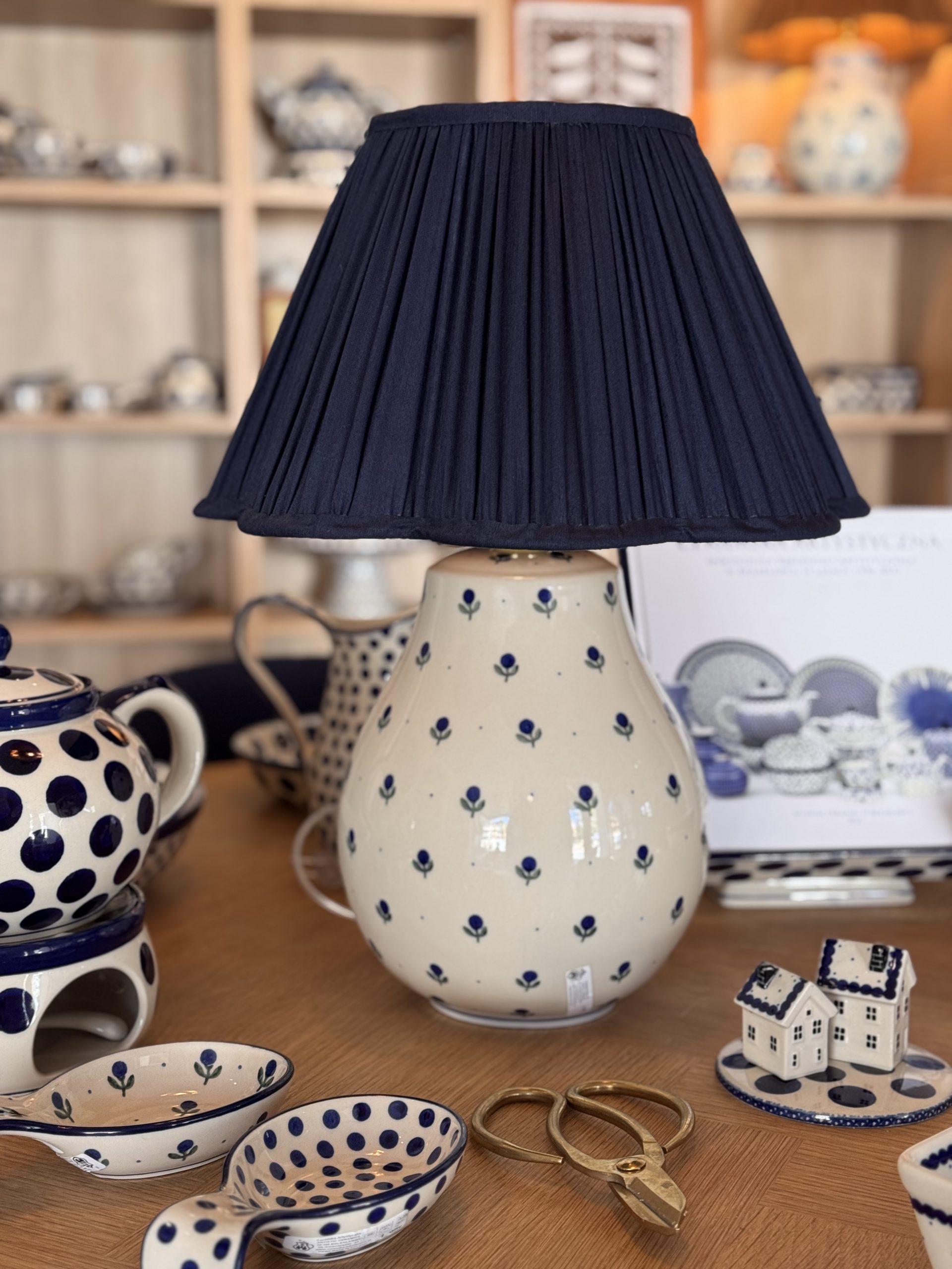 Lampa stołowa (G83) M - 135X (Borówka)